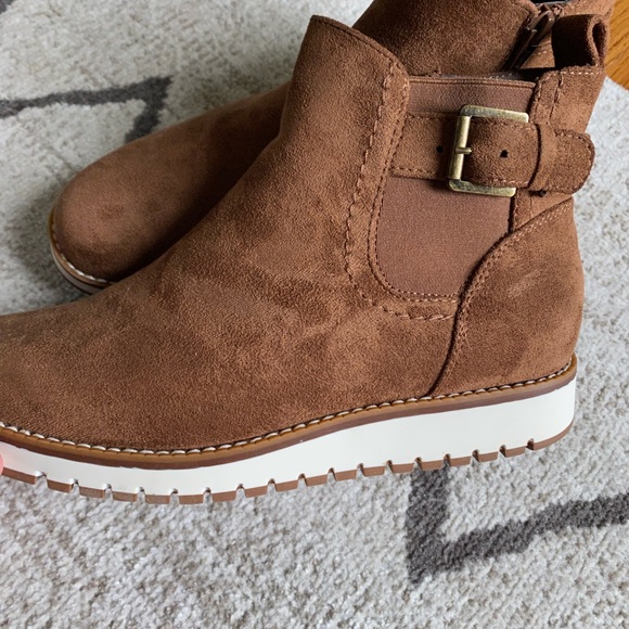 NWT Sonoma Wedge Boots - Picture 2 of 4